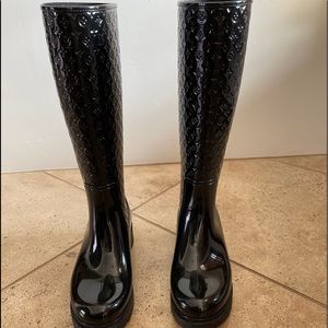 Authentic Louis Vuitton all weather boots